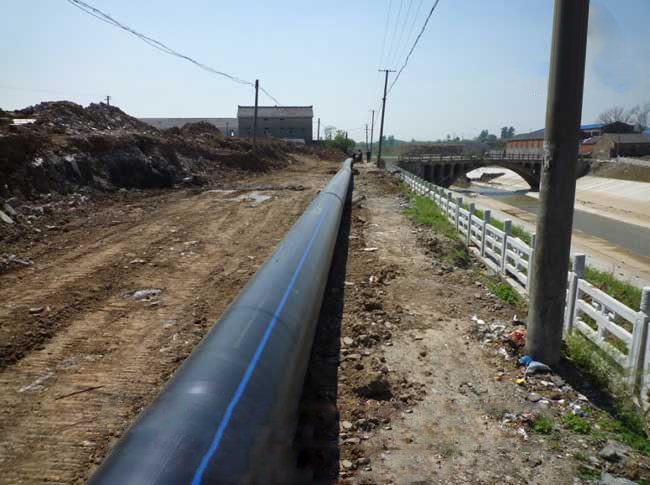 ��ڏ�PE��ˮ��